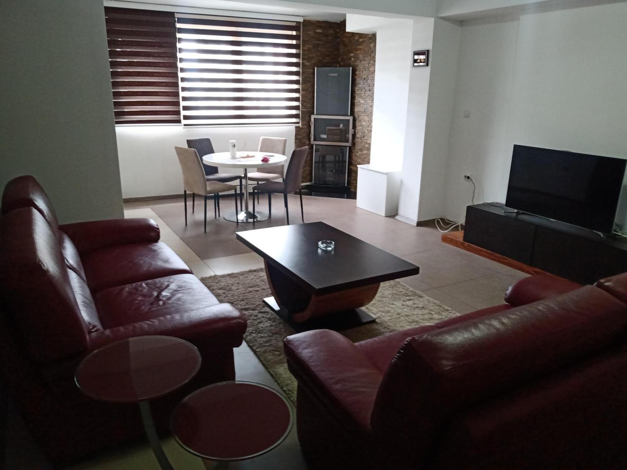 Central Lux Apartment Szkopje Kültér fotó